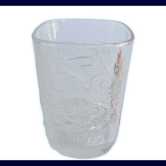 Disney Animal Kingdom 2000 Celebration Glass EUC - Picture 2 of 6